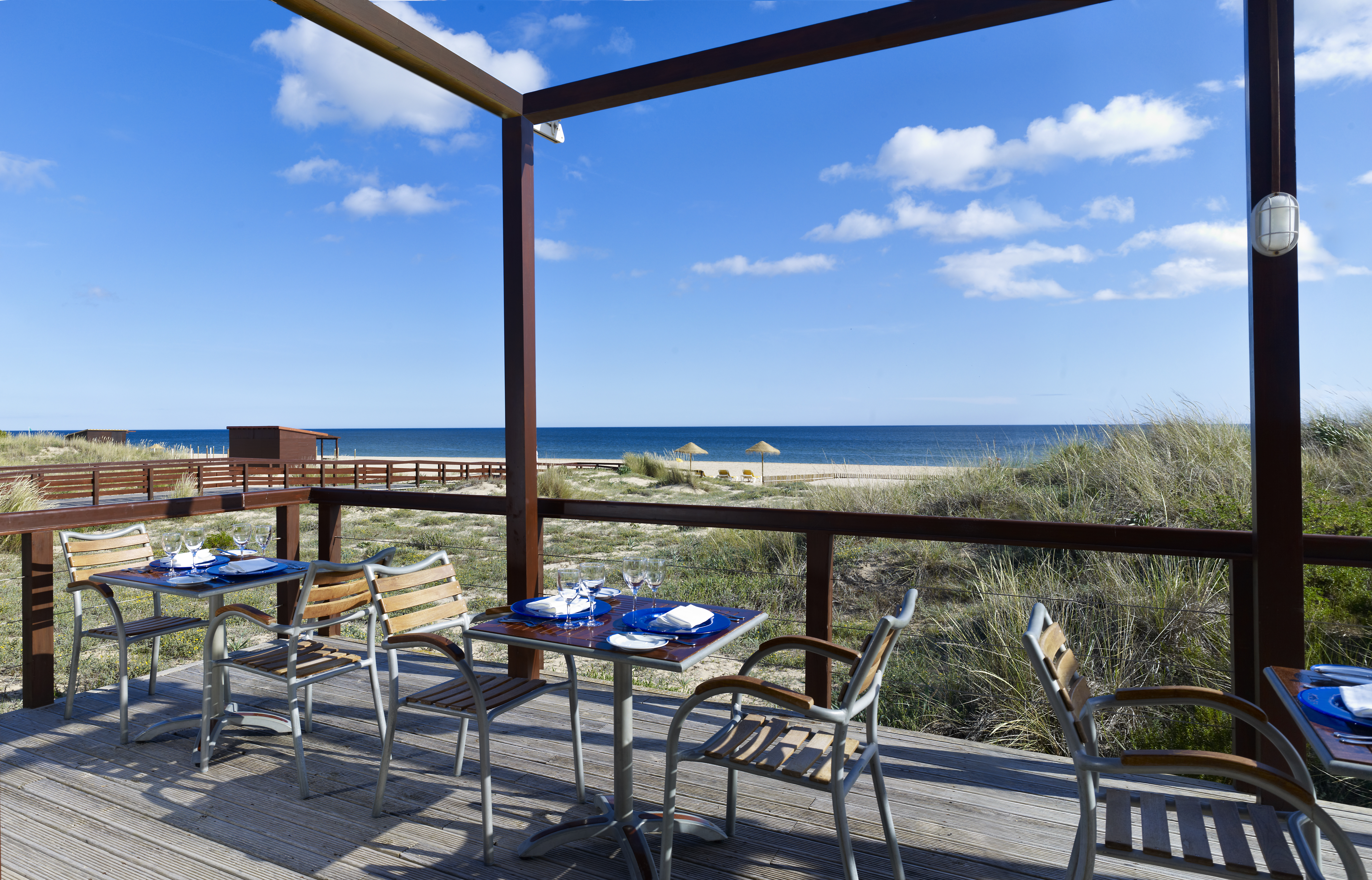 Dunas Beach Restaurant at Penina Hotel and Golf Resort