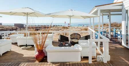 Dunas Beach Restaurant in Algarve